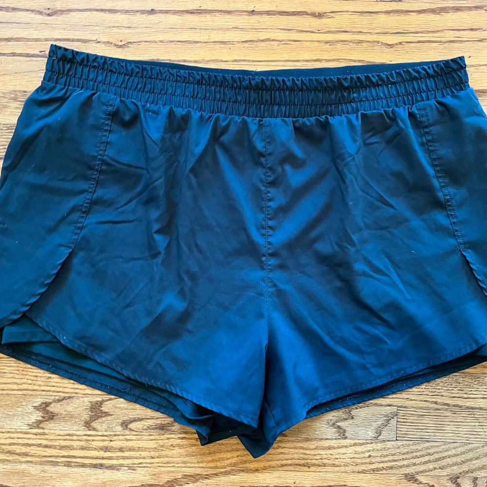 Girlfriend Collective Green Trail Sports Athletic Running Shorts  Women's Sz XXL